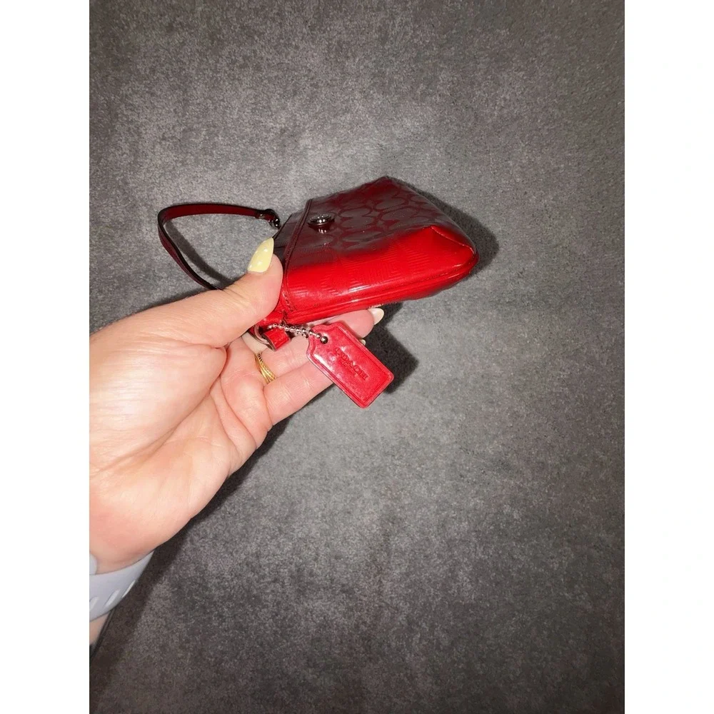 coach red patent leather wriset y2k signature c design